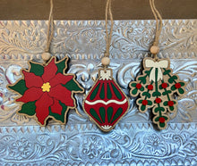 Load image into Gallery viewer, Traditional Christmas DIY Ornament Kit