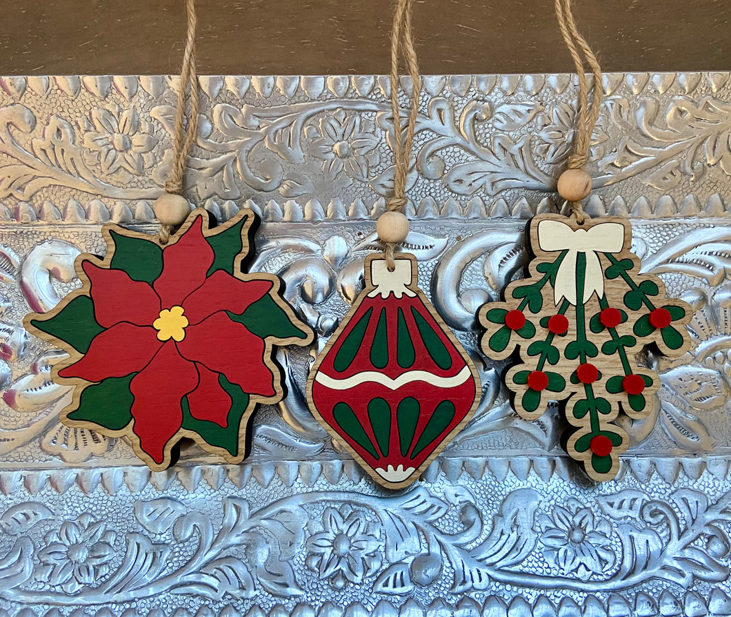 Traditional Christmas DIY Ornament Kit